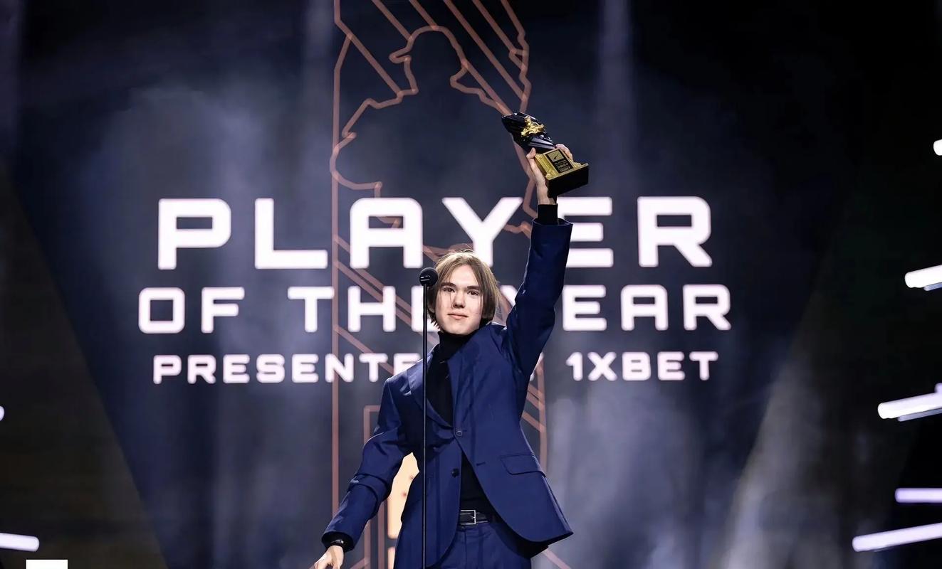 LOL历史上的今天——IG打出SKT黑历史1557